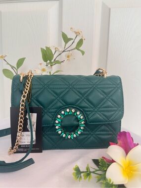 IMOSHION ~ Green Quilted Crossbody Bag with Gold Chain and Rhinestone Accents